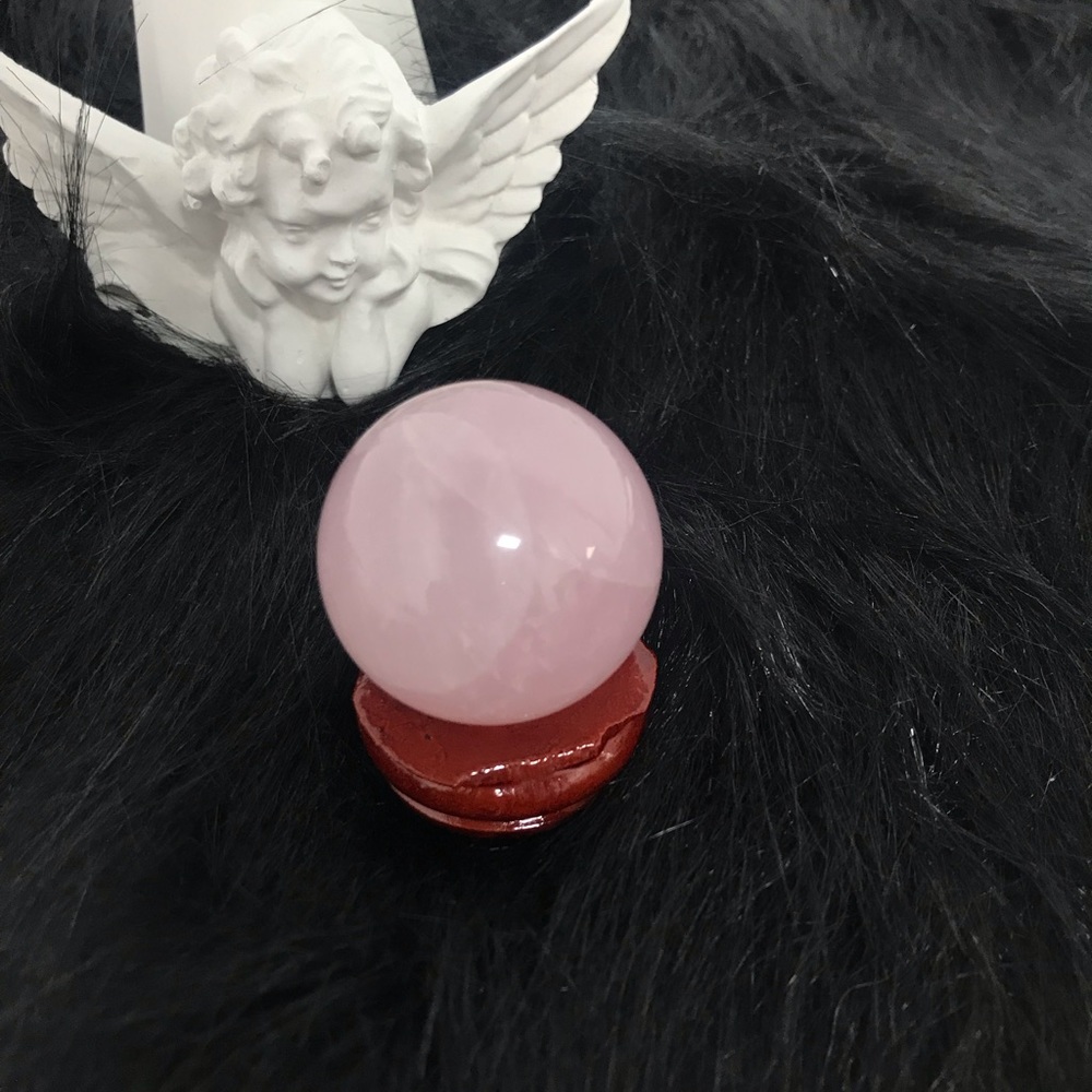 Round natural porous reiki crystal ball